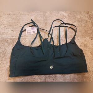 NWT Lululemon Nulu Strappy Yoga bra 10